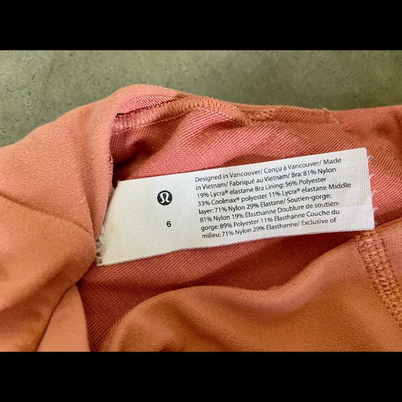 Lululemon Forward Fold Bra Size 6 Rustic Coral **EUC** - Picture 5 of 5